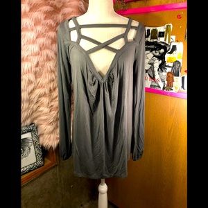 Bke red top, size medium, taupe, long sleeve